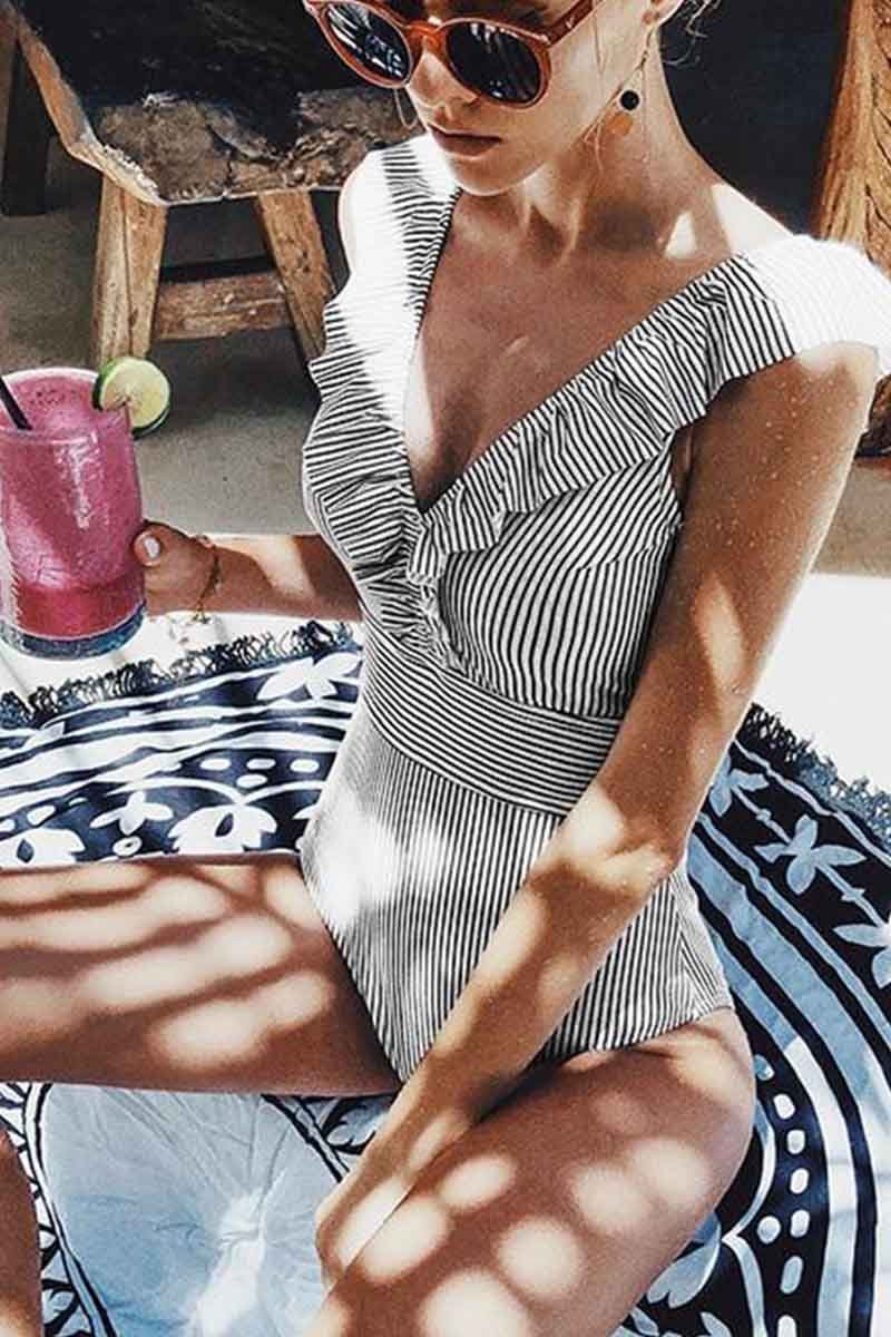Chicindress Ruffled Striped One-Piece Swimsuit (3 Colors)